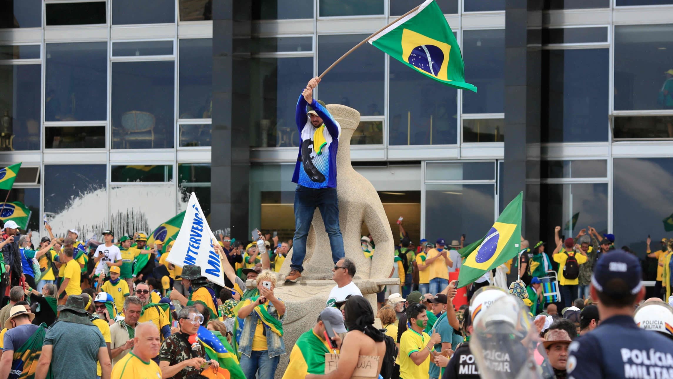 A crowd of supporters of Jair Bolsonaro invaded government buildings, including the presidential palace